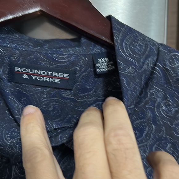 3XB Roundtree and Yorke casual dress shirt - Picture 2 of 3